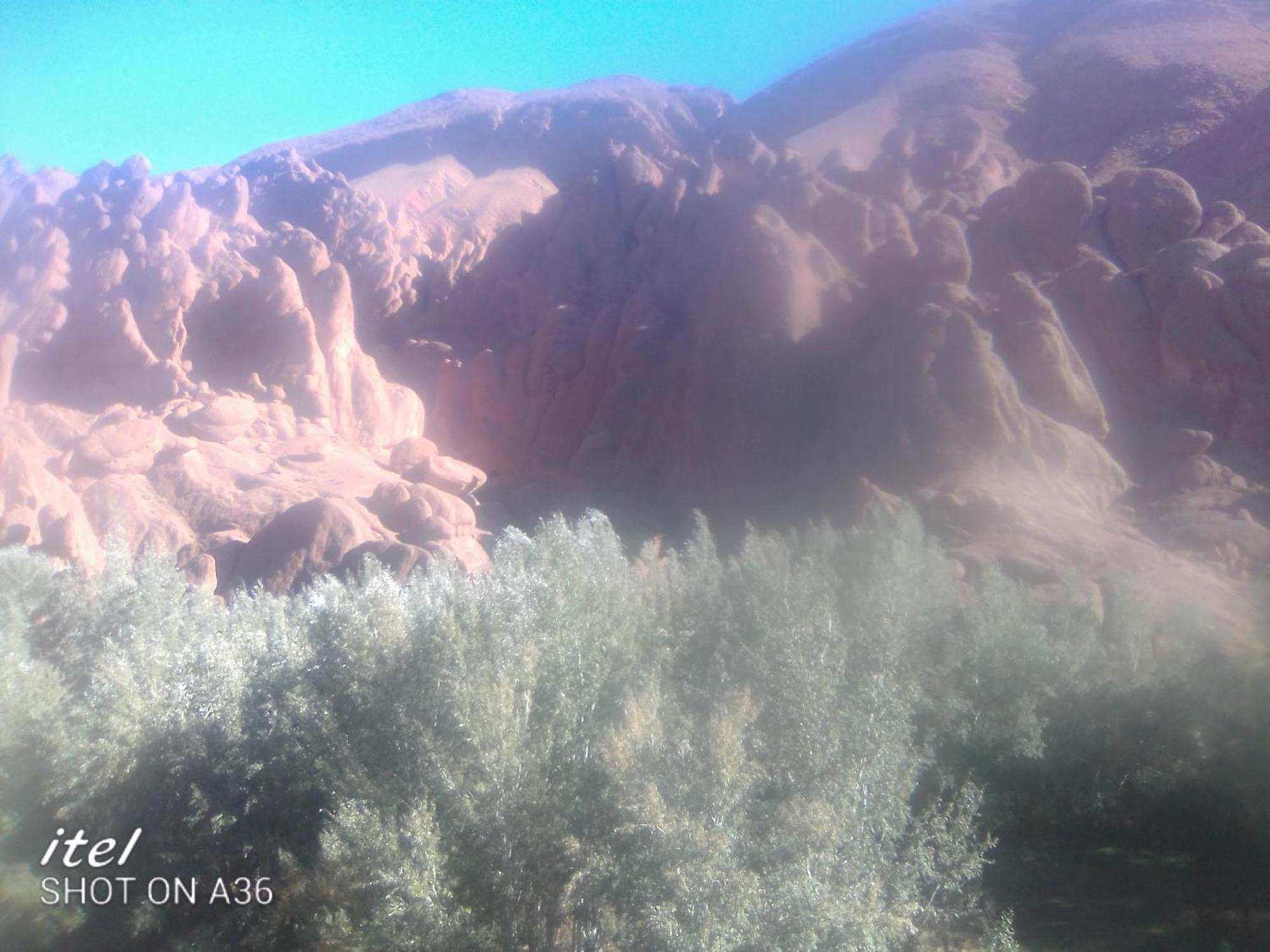 Auberge Aicha Boumalne Oda fotoğraf